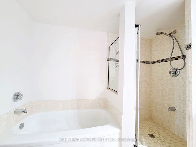 1312 - 24 Wellesley St W