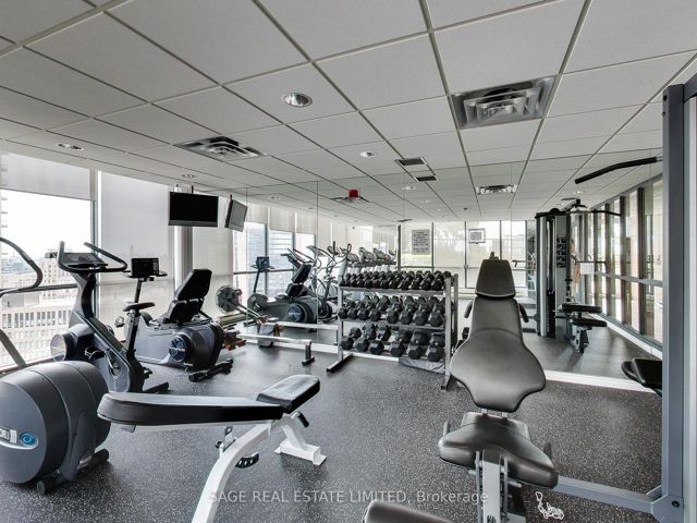 1312 - 24 Wellesley St W