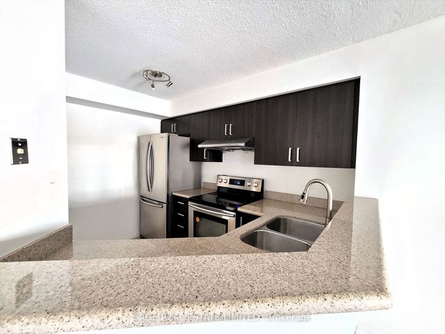 1312 - 24 Wellesley St W