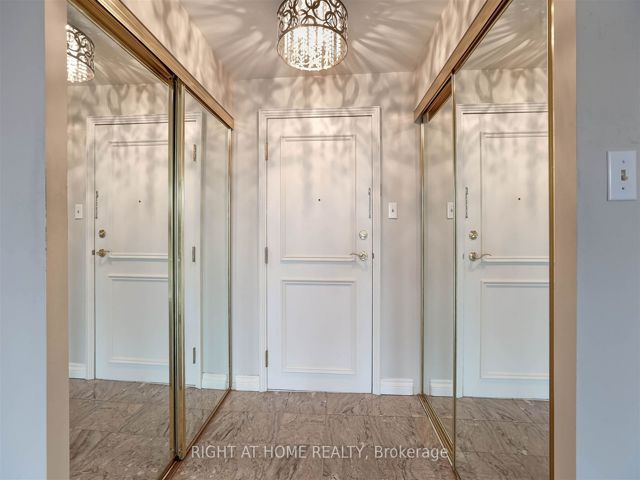 305 - 271 Ridley Blvd