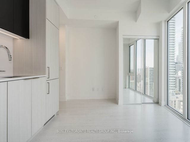 2110 - 308 Jarvis St