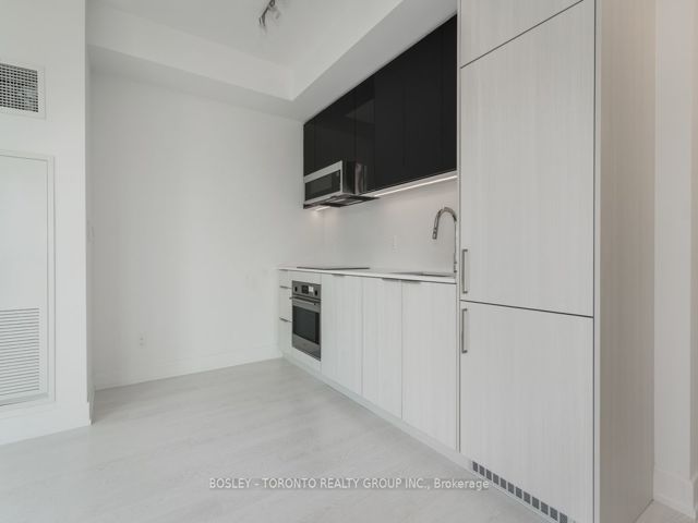 2110 - 308 Jarvis St