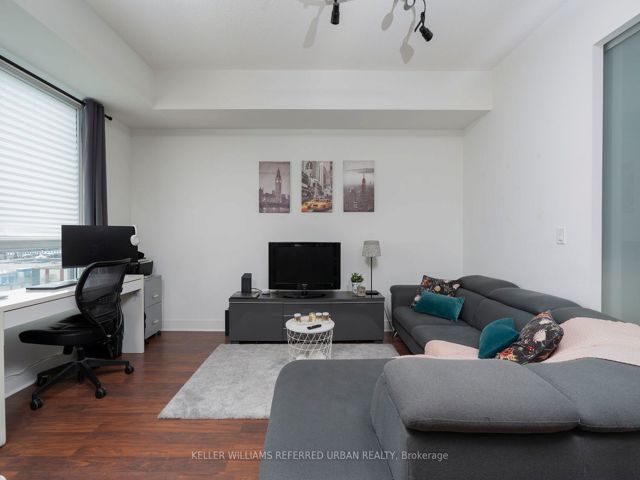1412 - 35 Brian Peck Cres