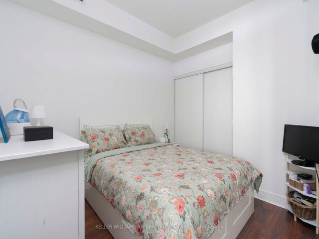 1412 - 35 Brian Peck Cres