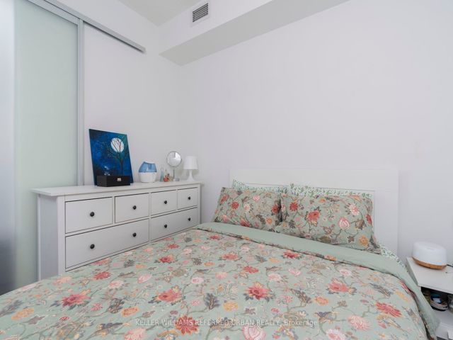 1412 - 35 Brian Peck Cres