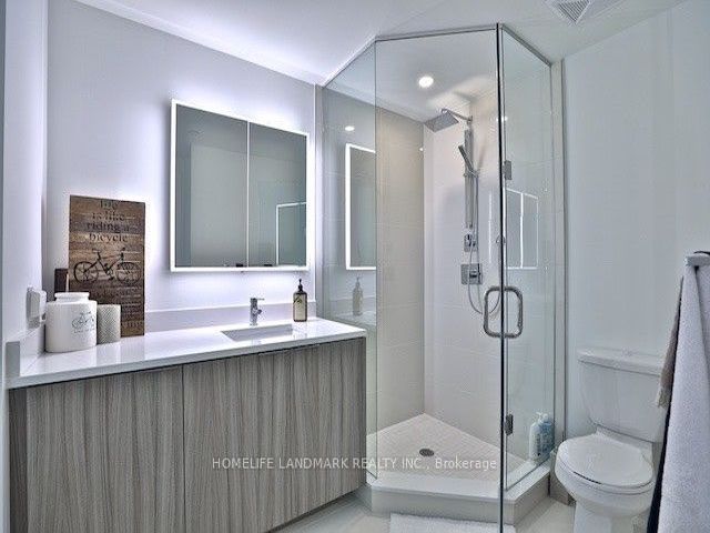 303 - 223 St Clair Ave W