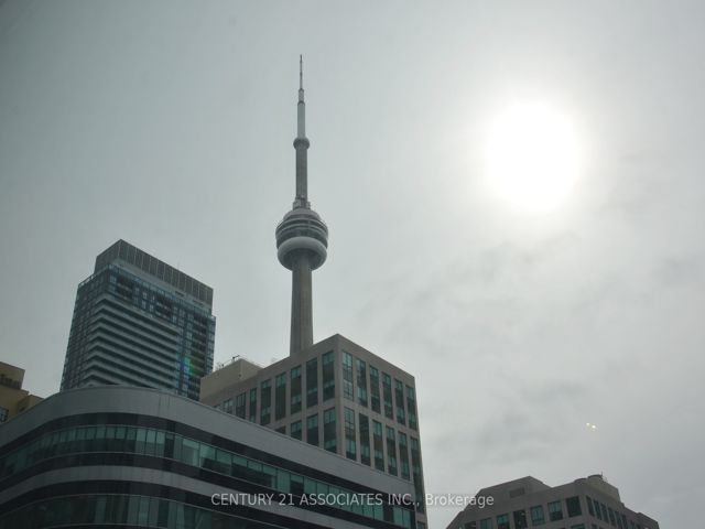 617 - 36 Blue Jays Way