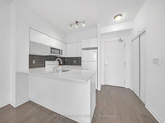 1616 - 150 East Liberty St