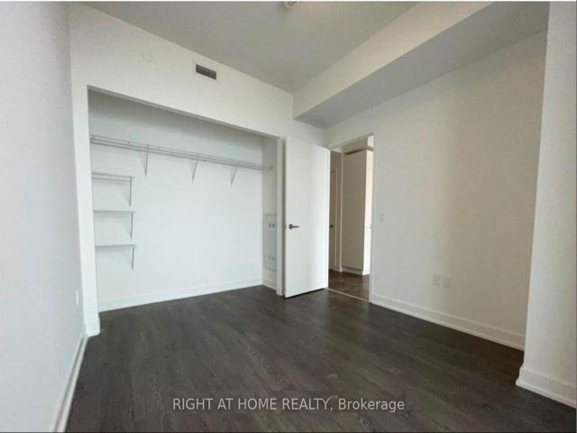 804 - 50 O'neill Rd
