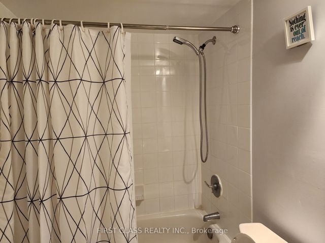 1306 - 24 Wellesley St W