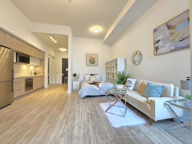 258 - 25 Adra Grado Way