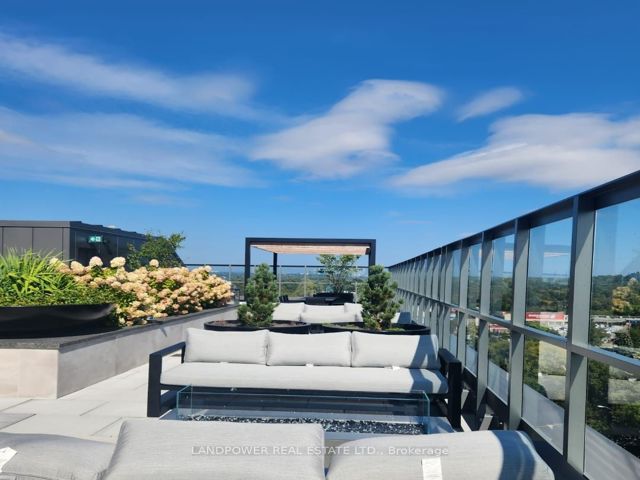 258 - 25 Adra Grado Way