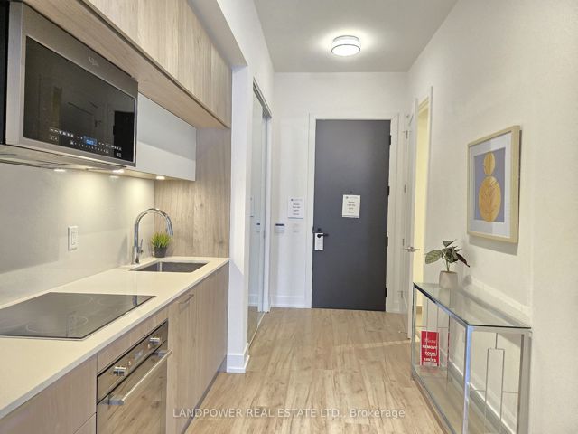 258 - 25 Adra Grado Way