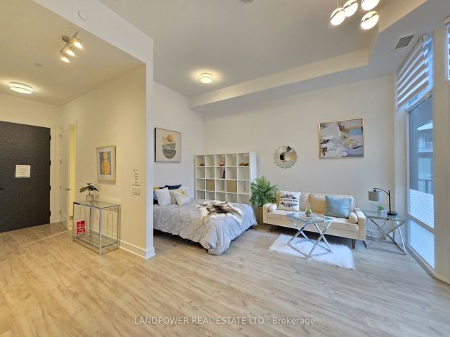258 - 25 Adra Grado Way