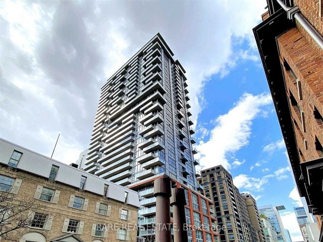 2702 - 126 Simcoe St