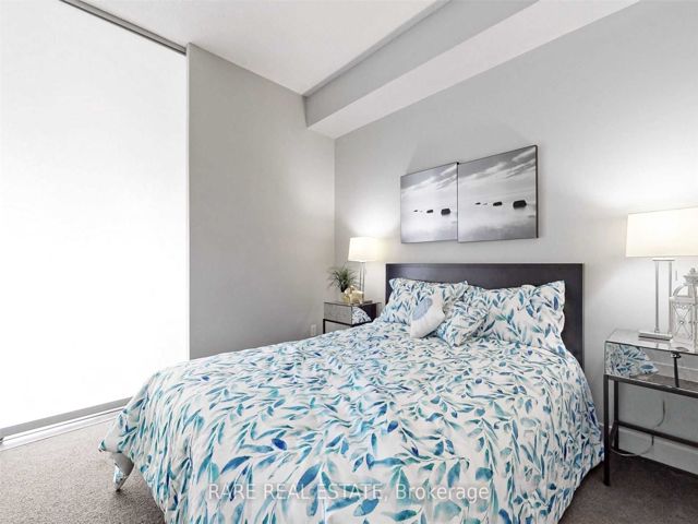 2702 - 126 Simcoe St