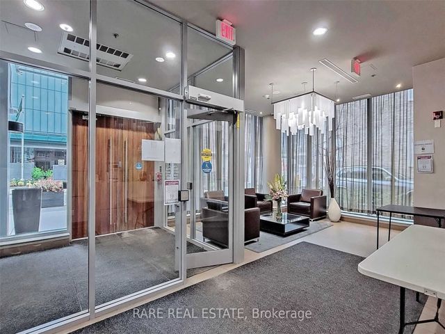 2702 - 126 Simcoe St