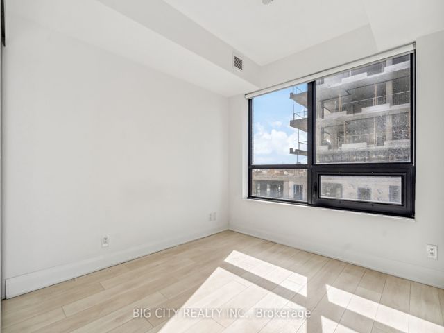 309 - 33 Frederick Todd Way