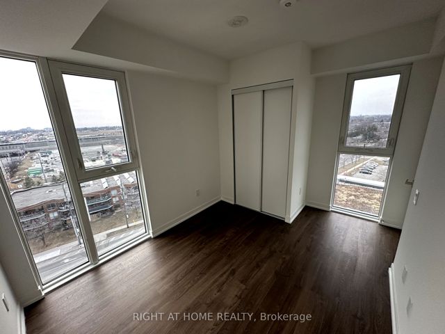 1024 - 500 Wilson Ave