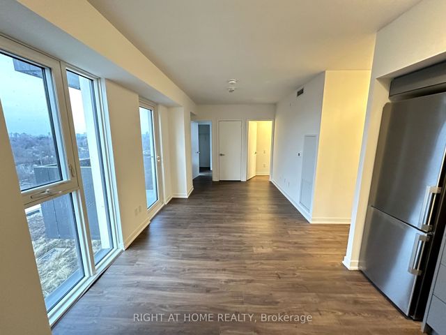 1024 - 500 Wilson Ave