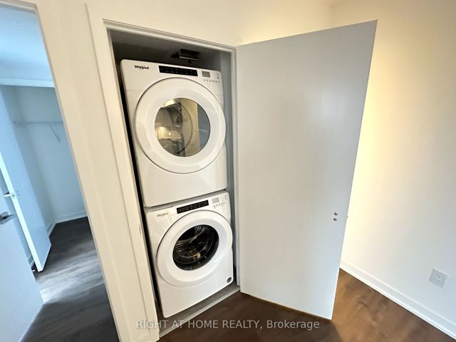 1024 - 500 Wilson Ave