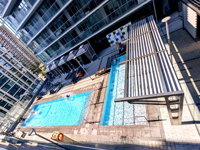 1009 - 195 Redpath Ave