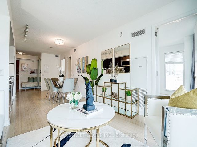 521 - 85 Queens Wharf Rd
