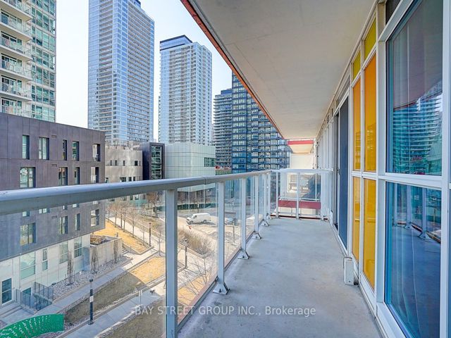 521 - 85 Queens Wharf Rd