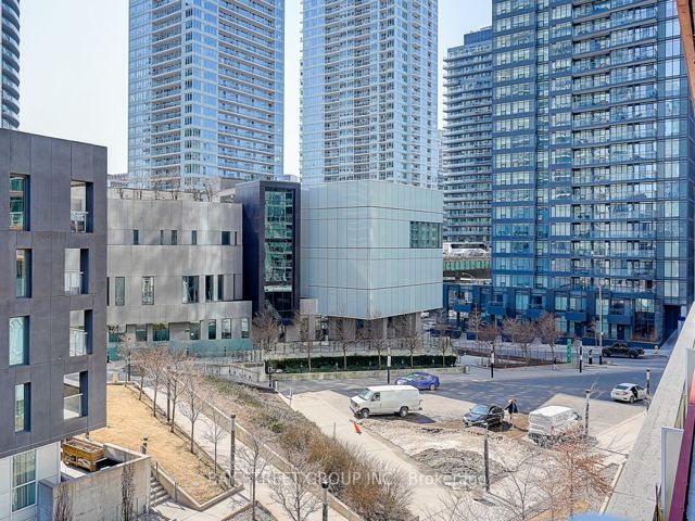 521 - 85 Queens Wharf Rd