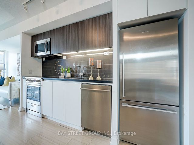 521 - 85 Queens Wharf Rd