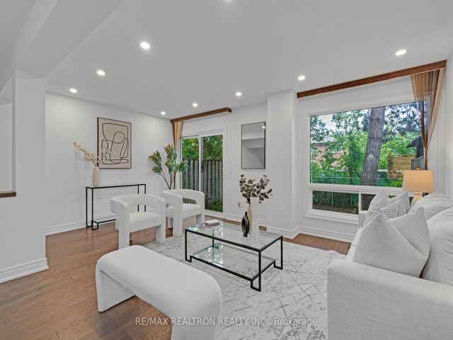 17 - 296 Torresdale Ave