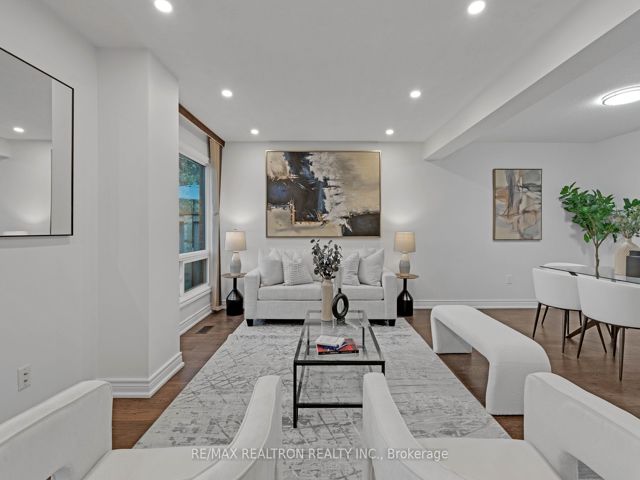17 - 296 Torresdale Ave
