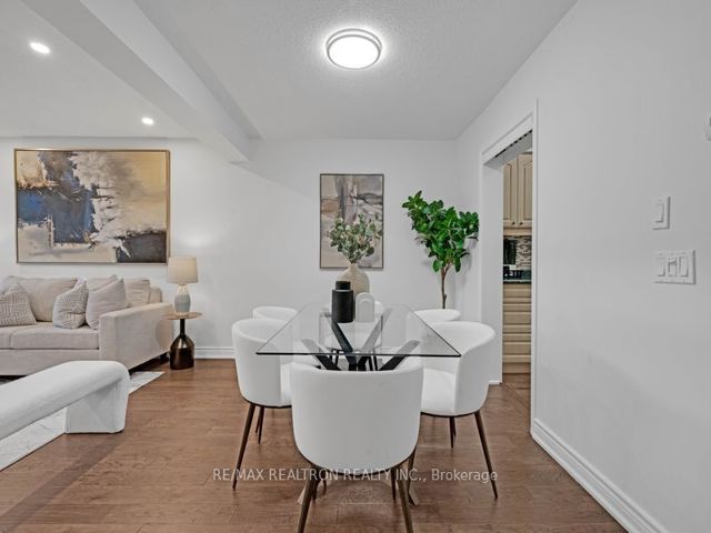 17 - 296 Torresdale Ave