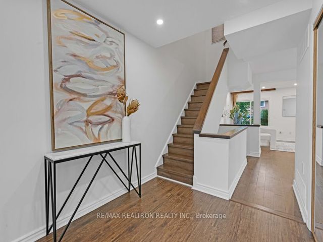 17 - 296 Torresdale Ave
