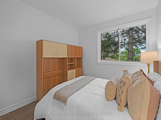 17 - 296 Torresdale Ave