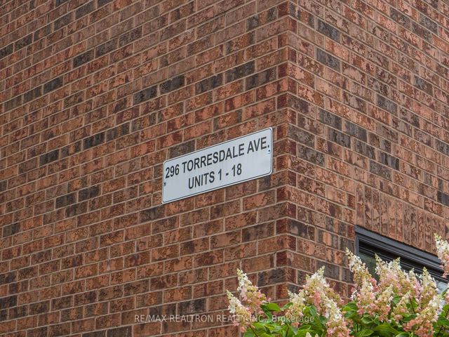 17 - 296 Torresdale Ave