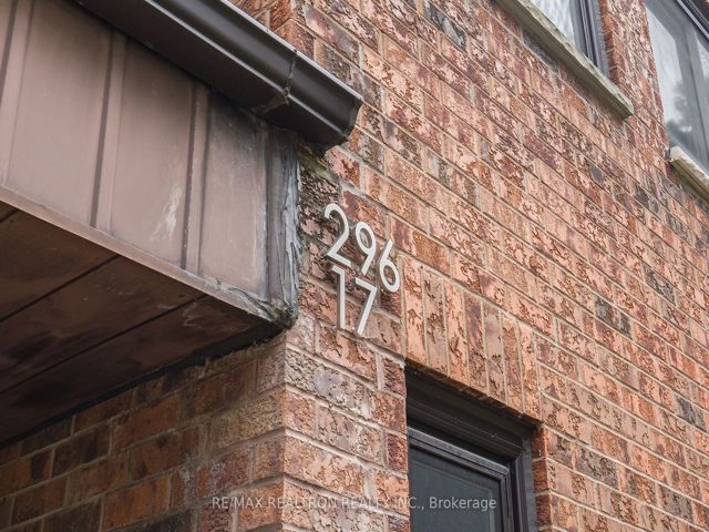 17 - 296 Torresdale Ave