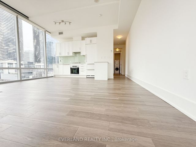840 - 39 Queens Quay E
