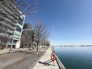 840 - 39 Queens Quay E