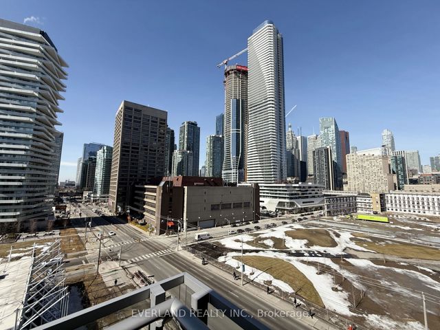 840 - 39 Queens Quay E