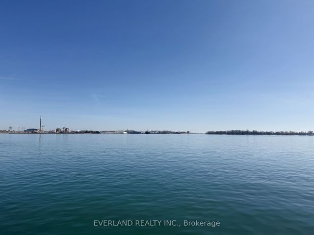 840 - 39 Queens Quay E
