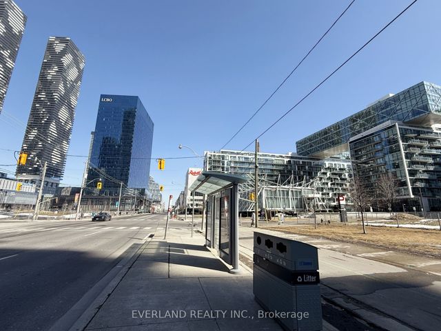 840 - 39 Queens Quay E