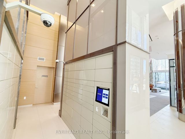 840 - 39 Queens Quay E