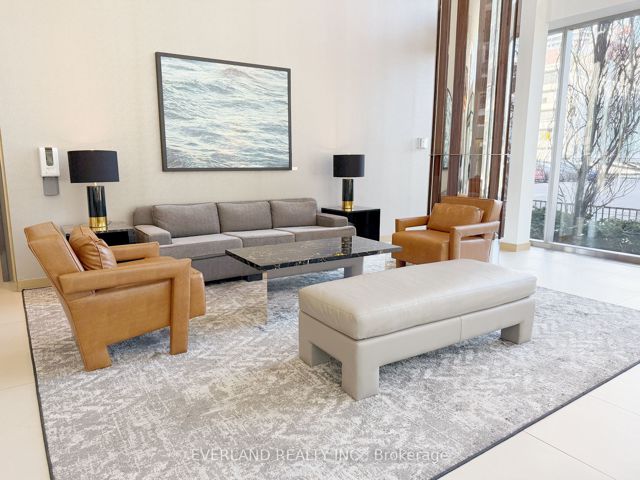 840 - 39 Queens Quay E
