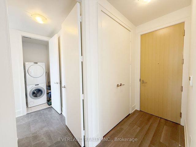 840 - 39 Queens Quay E