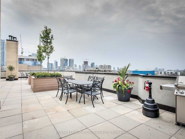 Ph3 - 280 Simcoe St
