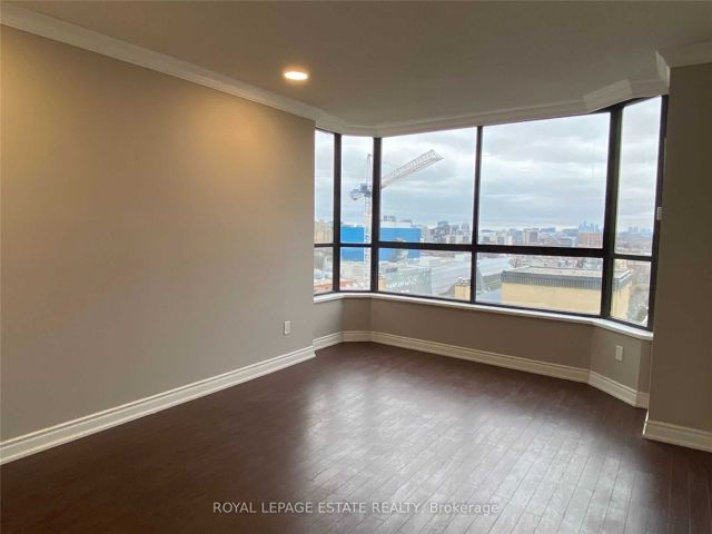 Ph3 - 280 Simcoe St