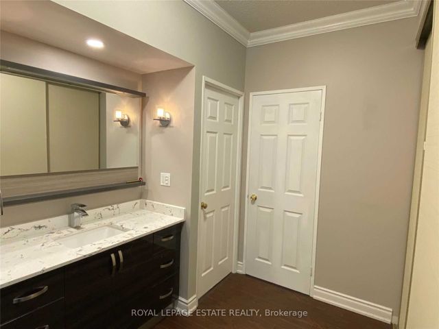 Ph3 - 280 Simcoe St