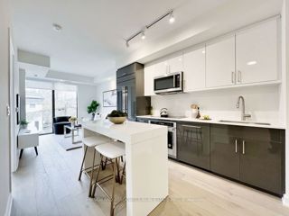 407 - 840 St. Clair Ave W