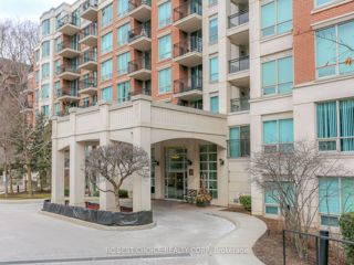 805 - 38 William Carson Cres